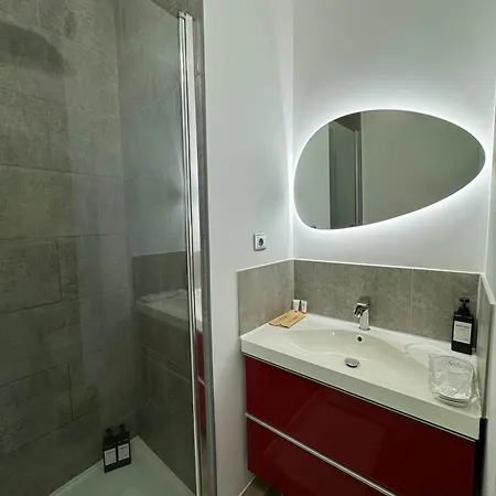 Centre - Acces Piscine - 300m De La شقة *